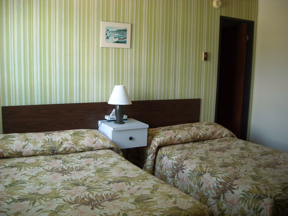 Motel Le Noroit L'Anse-au-Griffon Exterior foto